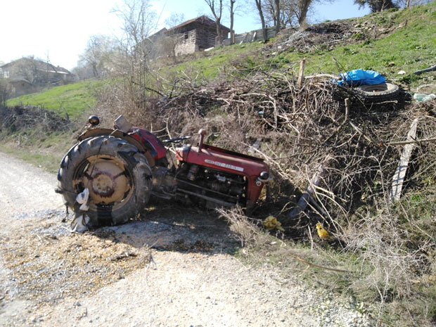 САХРАНА ДЕЧАКА КОЈИ ЈЕ ПОГИНУО ПОД ТРАКТОРОМ:  Нема нашег вољеног сина